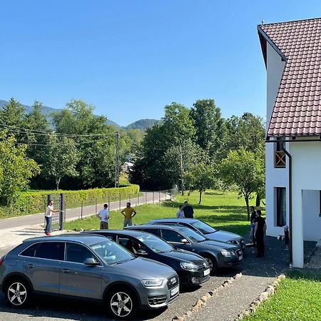 Pensiunea Rnb Maramures Surdesti  Eksteriør billede